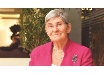 84 Mineralli kristal kaya tuzu yenilecek. Tuzsuz Kalınmayacak.